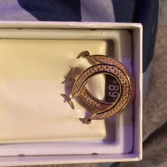 10k Gold Hoop Earrings (Stamped) (Brand New) - Picture 2 of 3